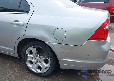 2011 Ford Fusion Se z USA, uszkodzony, nr VIN 3FAHP0HA0BR211252